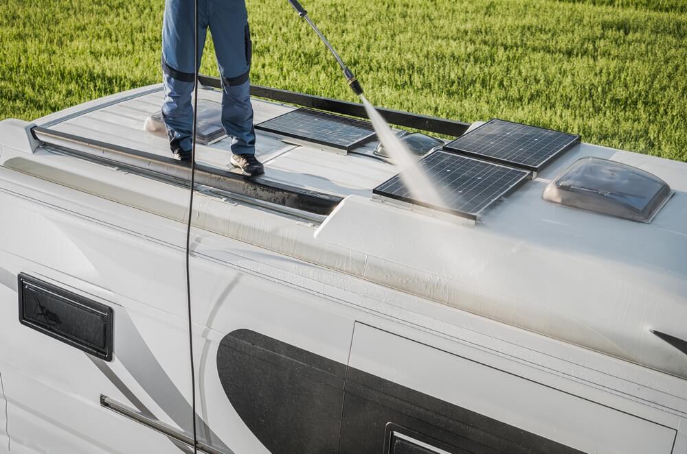 seamless rv silicone roof coating in new castle and delaware